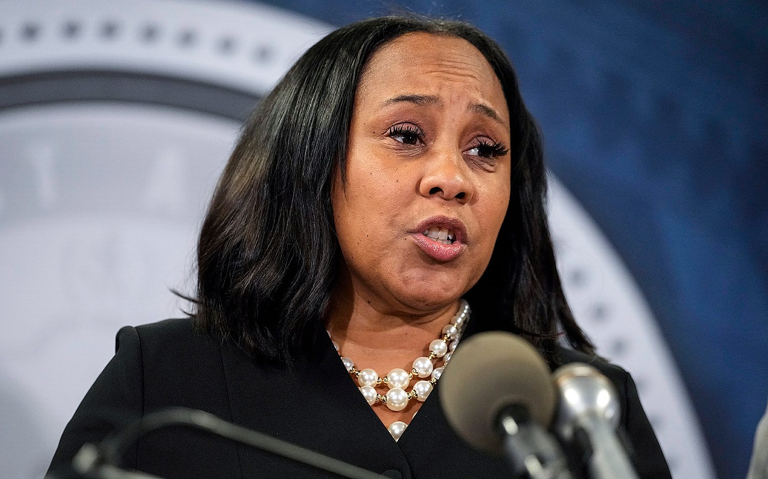 Atlanta prosecutor removed from Trump 2020 election case